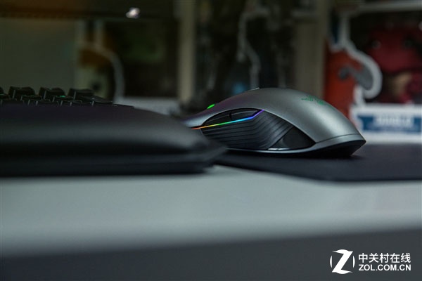 Razer发布锐蝮蛇鼠标：无线+16000DPI 