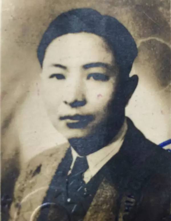 陈晓维︱一位早熟文艺青年的破碎的梦：包乾元的一生