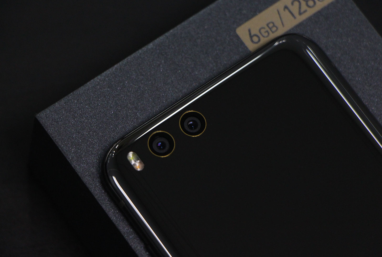 小米 6 评测:3000 元档最值得买的智能手机_凤凰资讯