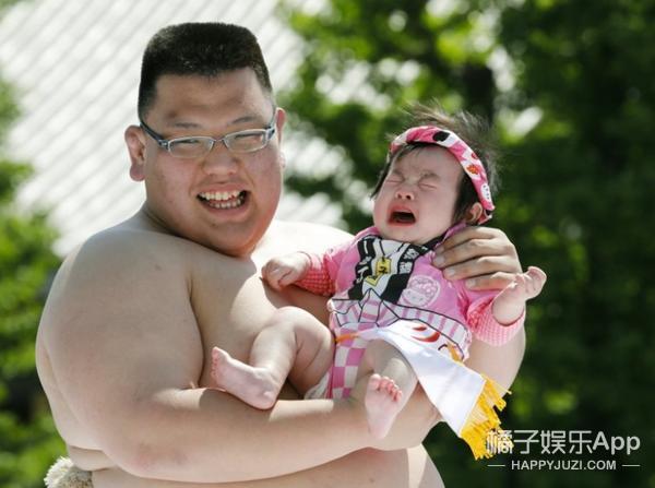 日本奇葩节日：让宝宝们比赛大哭