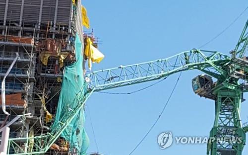韩三星造船厂起重机发生意外 6人丧生20余伤
