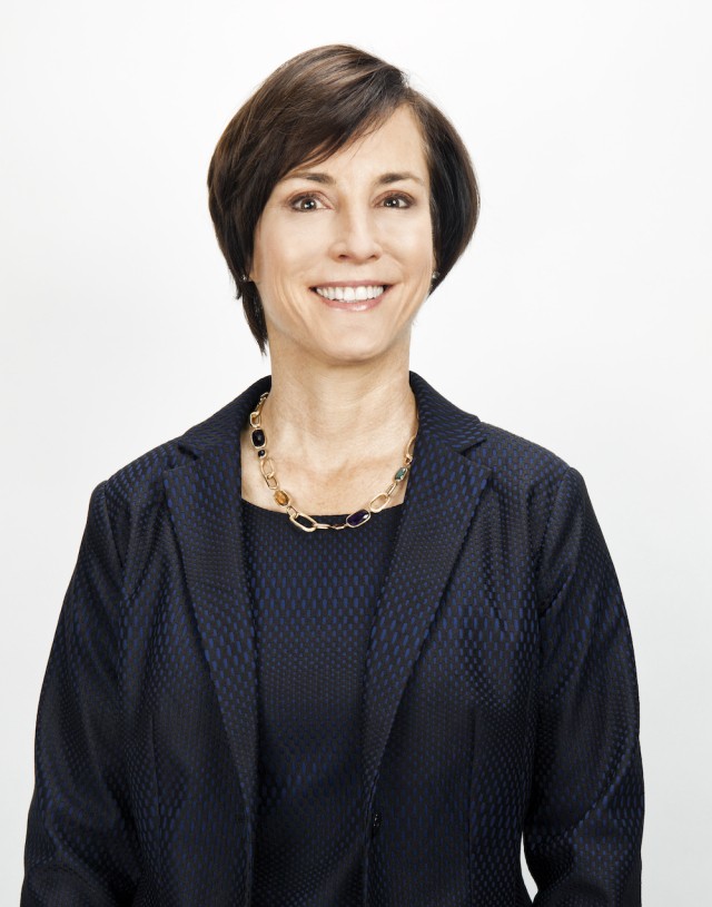 如果你有1万美元,应该如何投资?|彭博专家小讲