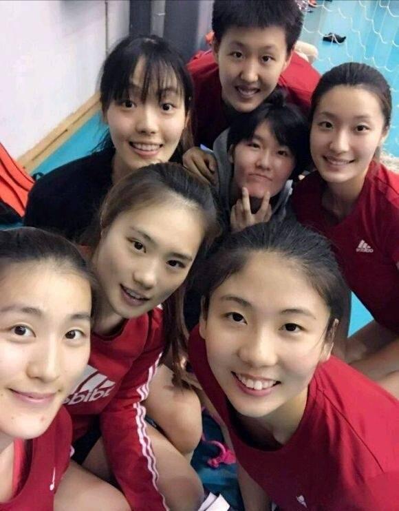 瑞士女排精英赛中国女排20人大名单最终14人