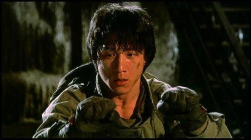 《飞鹰计划》有前传,他因拍这戏剪发差点丧命