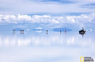 玻利维亚的太空之境--绝美的乌尤尼盐沼