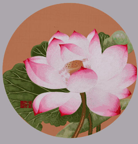 花团锦簇,出淤泥而不染 田中的白鹤展翅于田野之间 沈德龙大师的苏绣