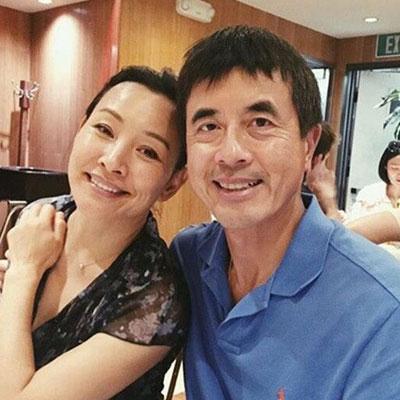 她比刘晓庆貌美,比巩俐性感,曾全裸出镜惹争议,今越老越有味