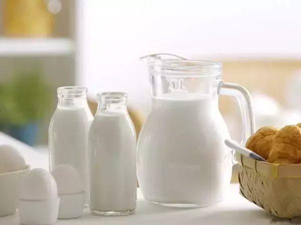 为什么有的牛奶要冷藏，有的不需要？