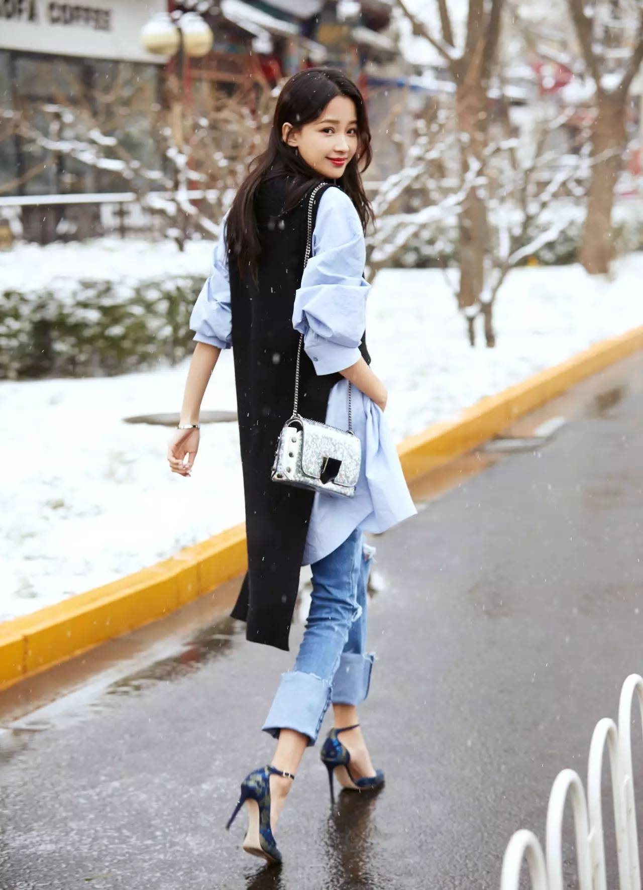 夏天到了,你的链条包该上新了_凤凰资讯