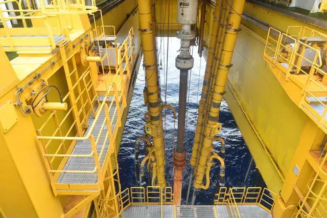 我国储量惊人!可燃冰能代替石油吗?