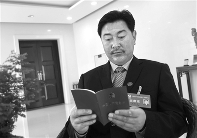本报记者 李娜 摄 本报记者 咸文静 海南藏族自治州兴海县