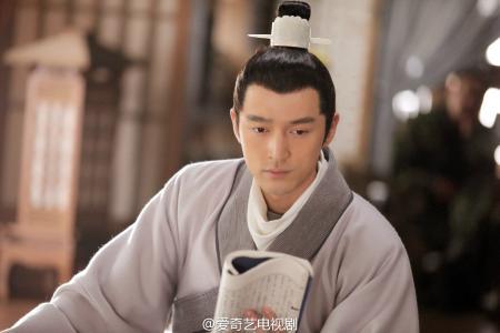 胡歌奶奶灰造型帅气,为什么要出国,知道原因后