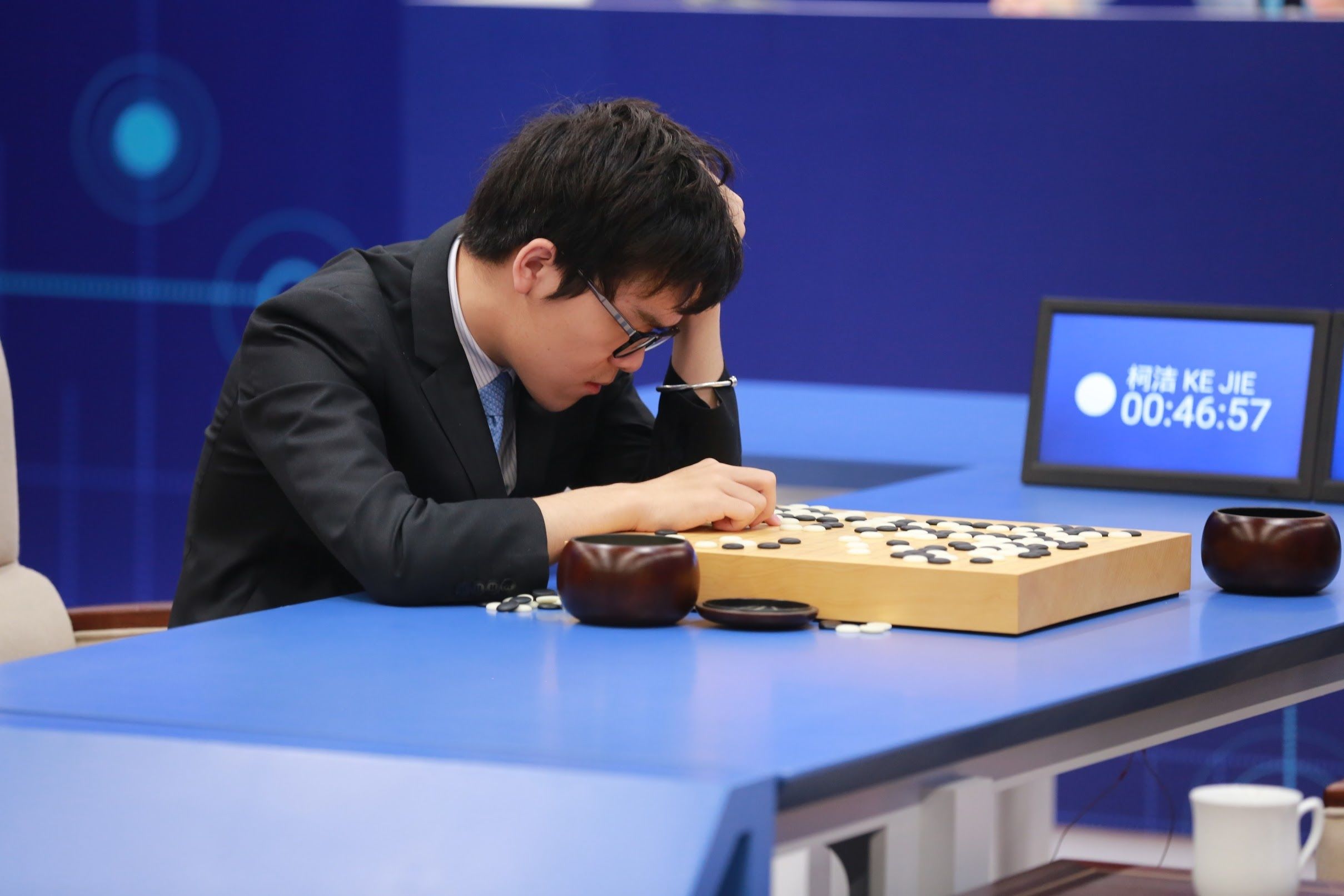 柯洁第二战再次告负，但他已经把 AlphaGo 逼到了「极限」!_凤凰财经