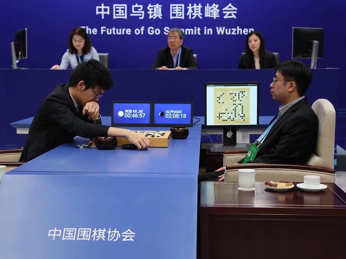 柯洁第二战盘中认输,一度“前所未有的势均力敌”