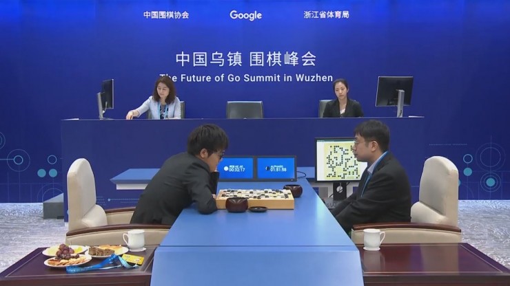 乌镇AlphaGo赛后：柯洁哽咽，责怪自己没能下的更好一点