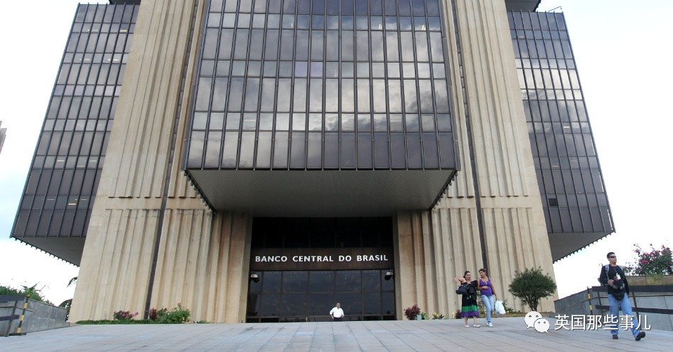 劫飞机、偷名画、爆窃保险库…历史那些著名的