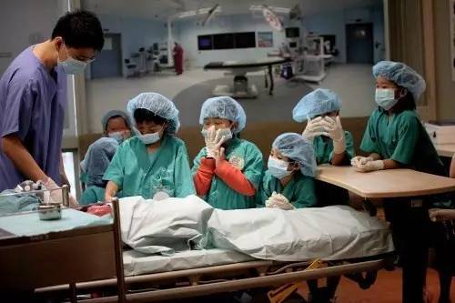 看看全球各地的儿童医院，希望有一天我的儿童节夙愿也能够实现