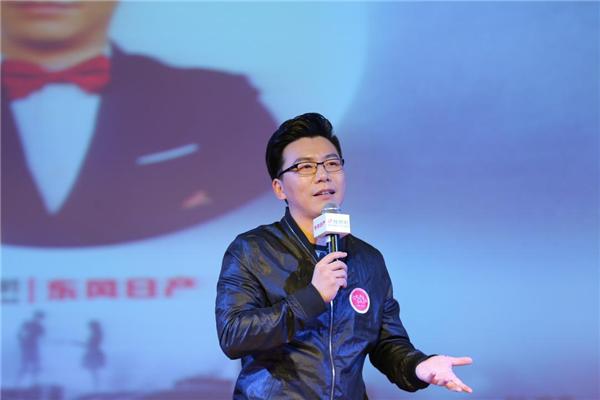 陈铭在武汉大学对话青年学子,探讨虚拟现实