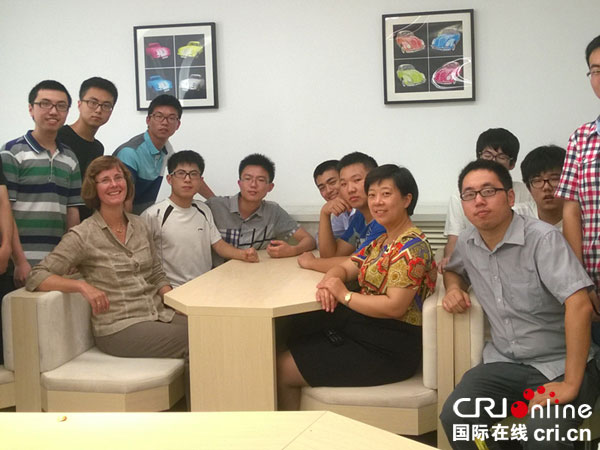 ͼƬĬ�ϱ���