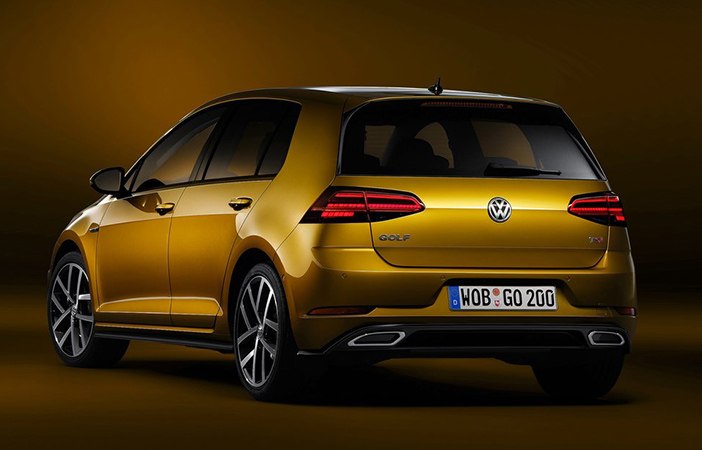 Volkswagen-Golf-2017-1024-2b.jpg