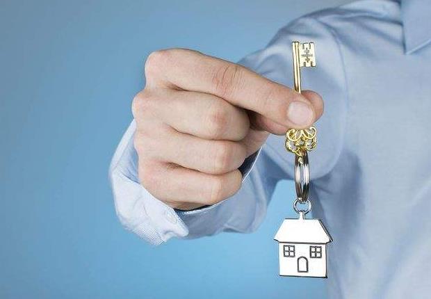 五旬老汉买房后无法过户 中介拒退定金_凤凰资