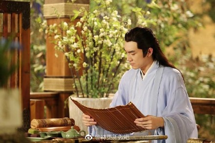 ab704849ly1fgah3dzd3cj20hs0bvjtj