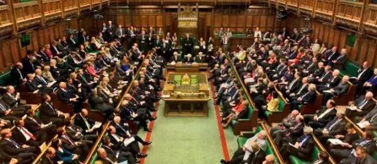最新！特雷莎·梅首相之位不保？英国将再现“悬浮议会”