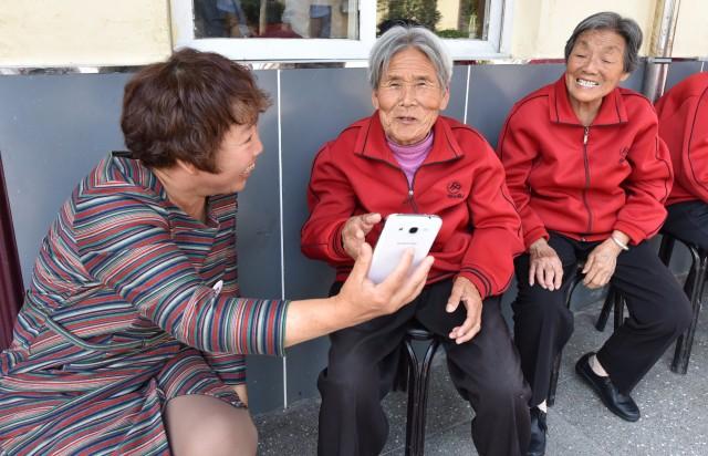 :妇联改革要把准方向亮出旗帜筑牢根基凝聚力