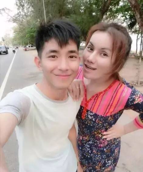 丑男疯狂整形手术后结婚泰国丑陋变性人华丽蜕变的背后