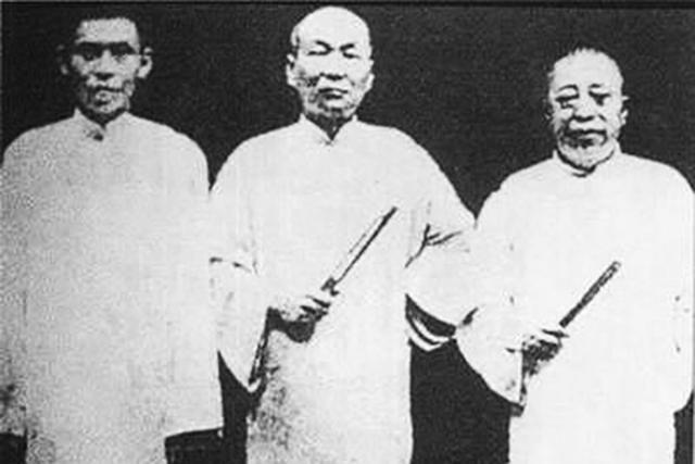 此人不当皇帝,花钱加入上海青帮,比黄金荣,杜月笙还大!