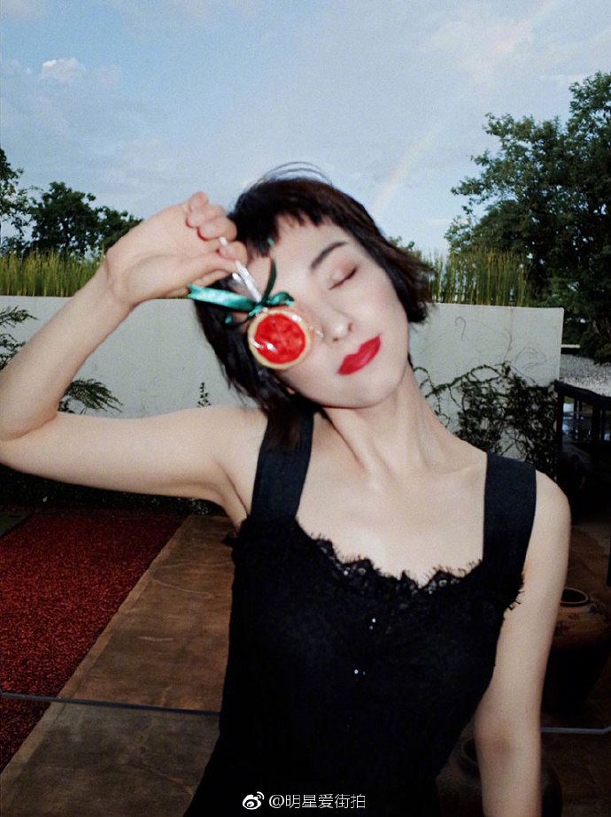 8e5484d5ly1fgklcyn61oj20kr0rrn17