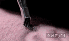 0B4F23105547A33219FFE542ED44A73C31AC6D25_size134_w240_h142.gif