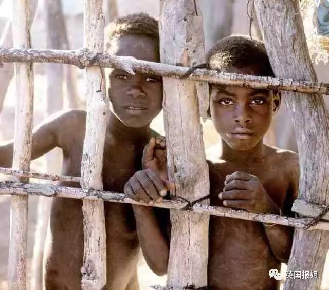 海地的30万童奴：他们的世界，没有光明