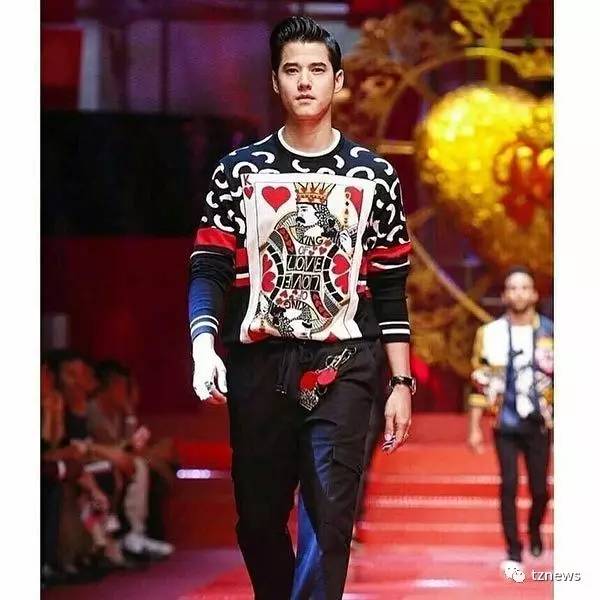 (杜嘉班纳)的t台秀,成为首位登上dolce&gabbanat台秀的泰国演员