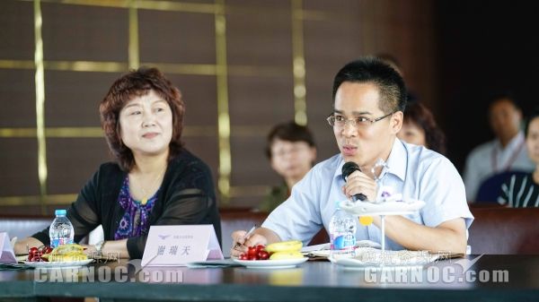 图片 专业人做专业事 华龙航空 安全生产月 活动