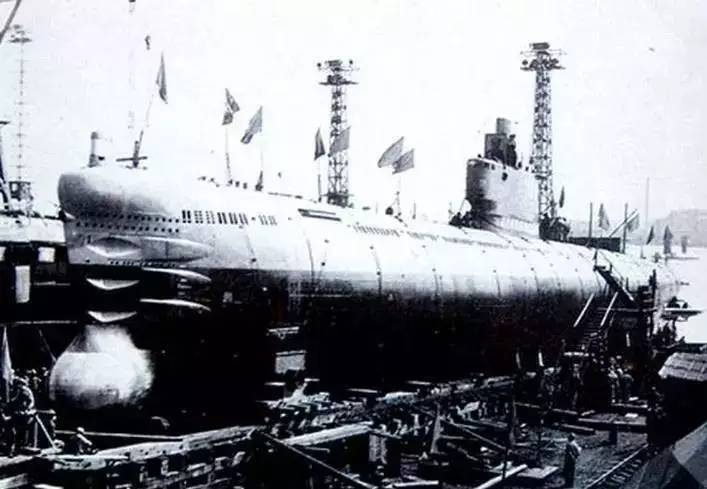 因为潜艇中国不惜与苏联翻脸?水下神兵曾经是