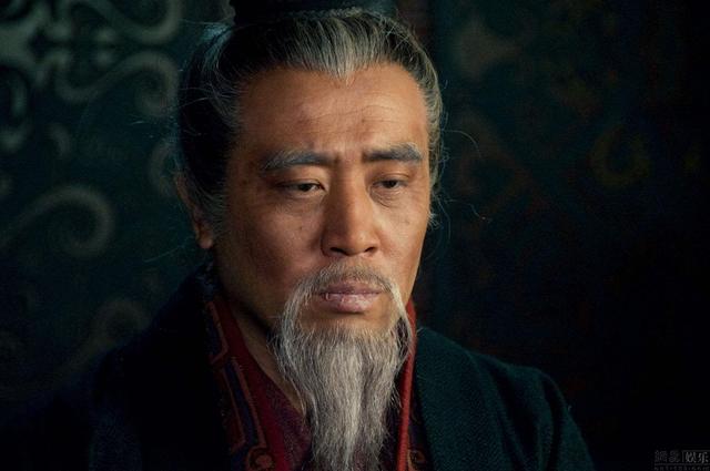历史风云：三国最厉害谋士，只出现过两次，一次泄露天机，一次扭转乾坤！