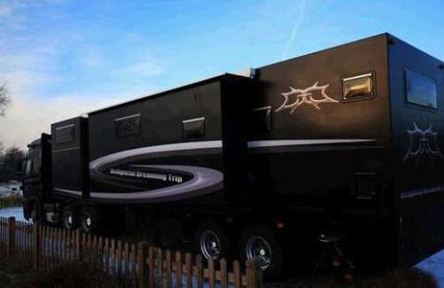 明星就是够豪气!周迅拥史上最豪华房车,车内一