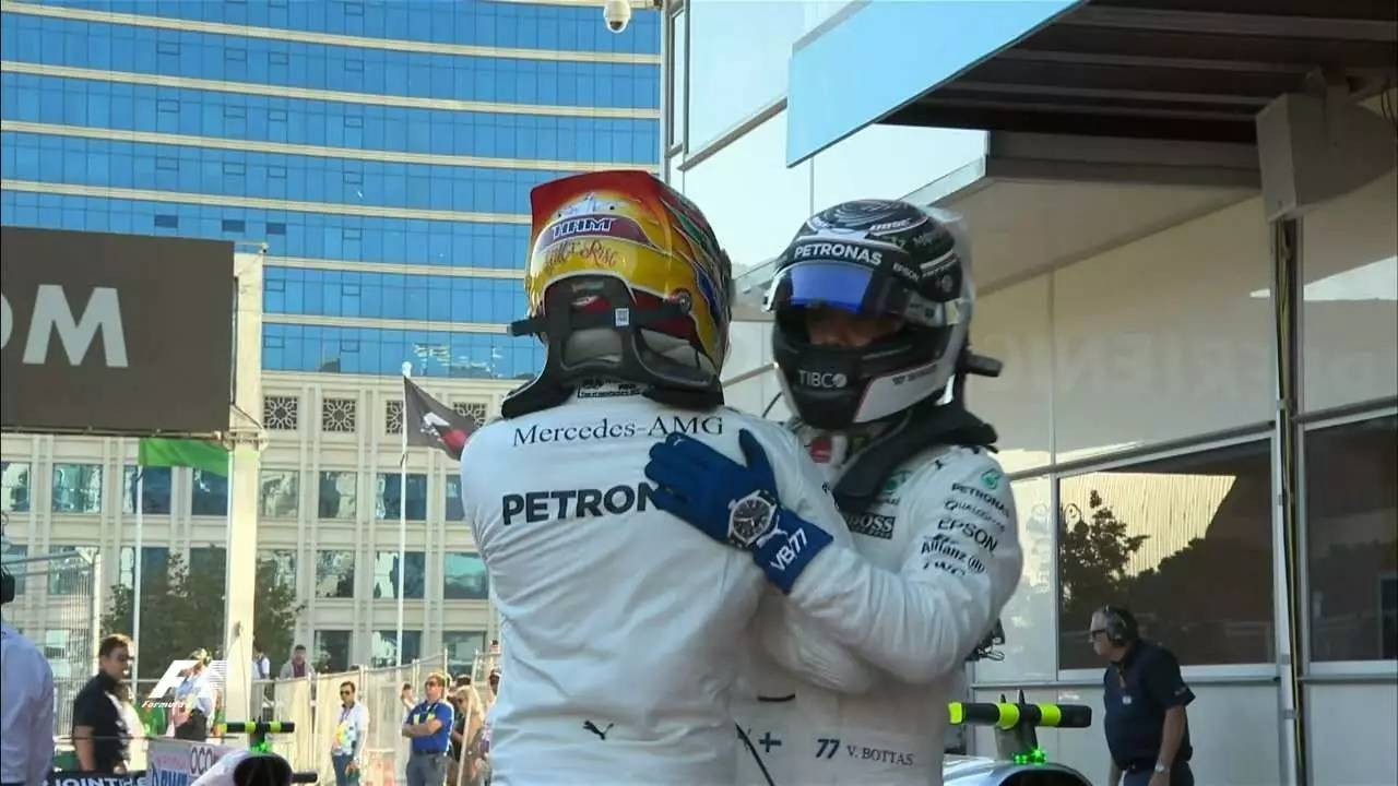 F1阿塞拜疆站排位 小汉杆位 奔驰占据头排