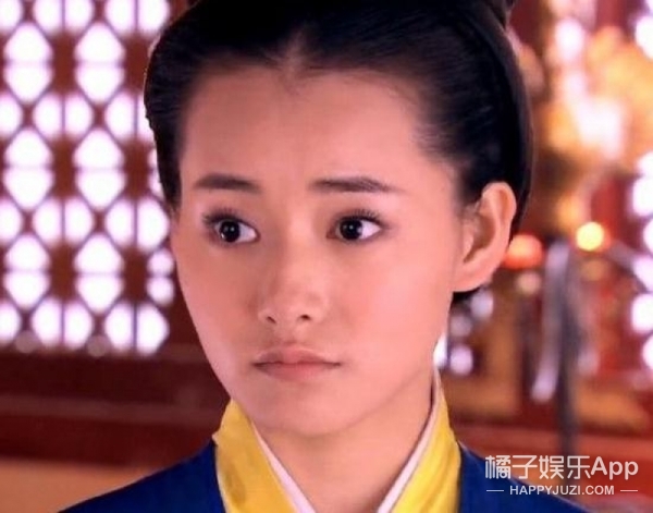 还记得《新还珠格格》里的塞娅公主吗?她现在长这样啦!