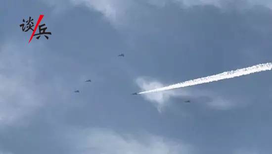 中国歼20战斗机将装备300架!每批100架,至少
