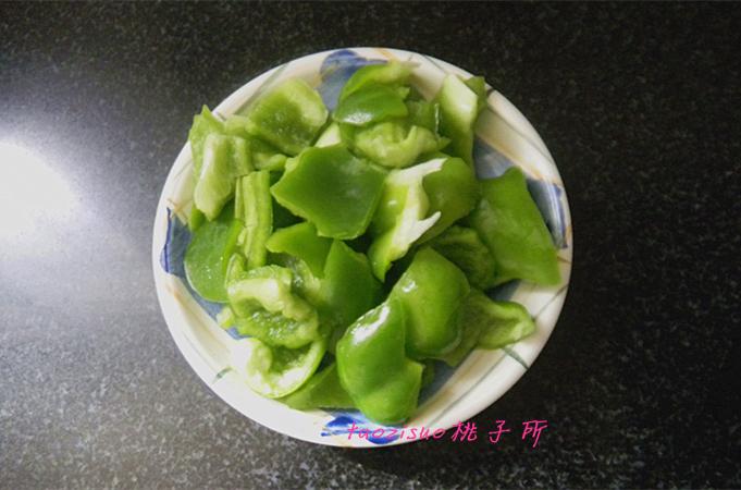 最适合上班族的快手菜,快炒一分钟就端上桌,小