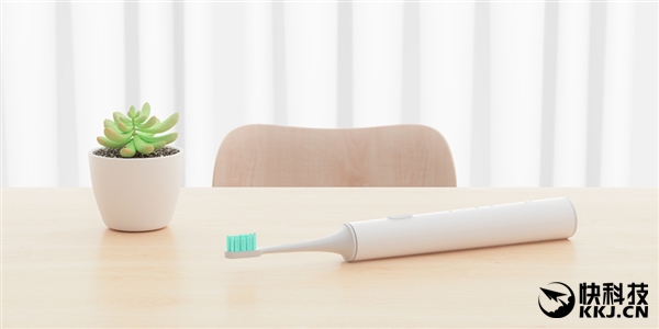 米家发布一款声波电动牙刷：199元/IPX7防水