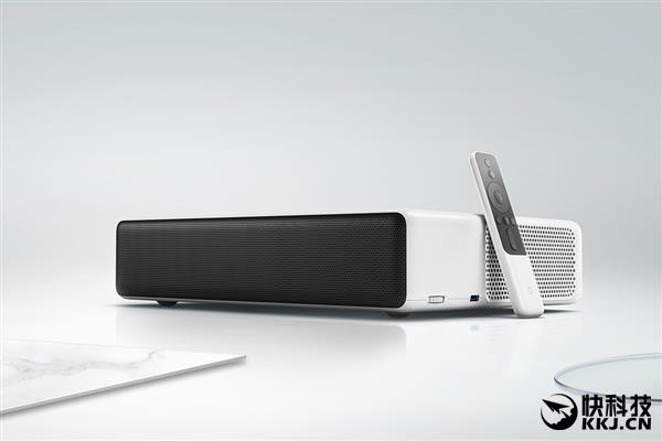 5000流明！雷军怒赞米家激光电视 价格仅索尼1/4 