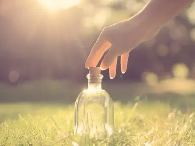 什么是生活的真谛 0B4E56CEBF073FFB1B8CF9C9E0022840955EB27D_size105_w640_h479.jpeg