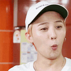 权志龙经典表情包gif嘻嘻嘻大小~ 表情包带字