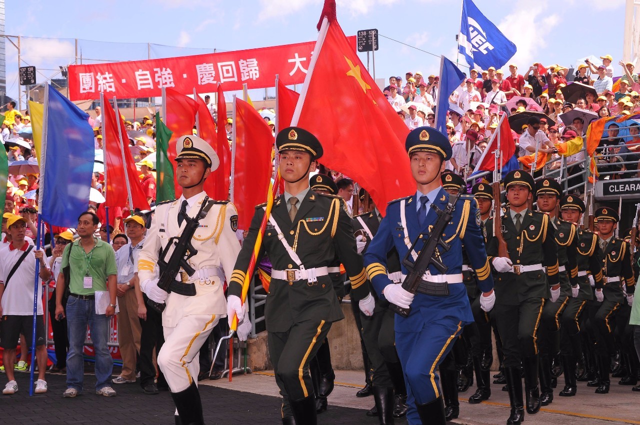 一图 | 守卫香港20年,这是怎样的一支驻港部队