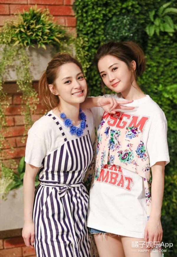 阿娇阿sa在《好好吃饭》上合体,休闲装轻松配出姐妹套!
