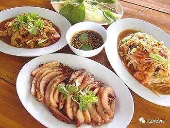 泰国深夜食堂：东北菜，酸爽清香 “泰漂”都吃过