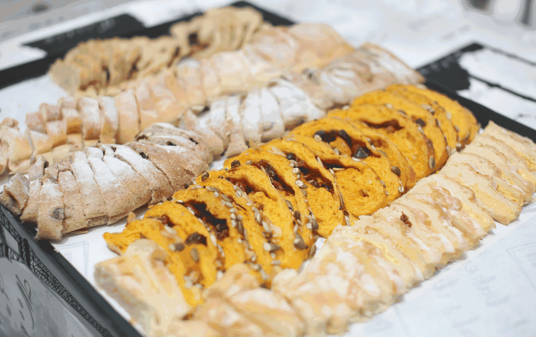 作为大大大面包的坚决执行者 他们的面包重量基本没有轻于200g的 更